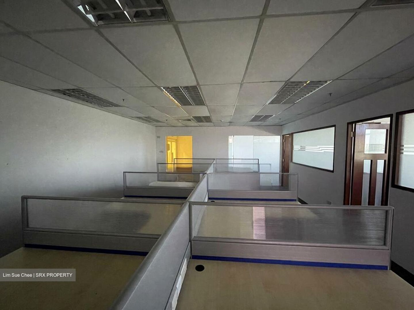 Peninsula Plaza (D6), Office #517670141